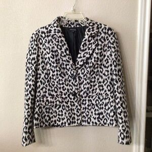 Notation animal, print blazer with metallic threading. Size medium. Great shape.